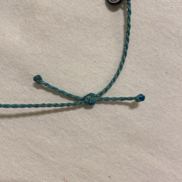 Pura vida anklet and 3 bracelets - Picture 3 of 9